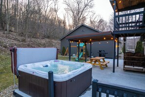 Patio | Private Hot Tub | Gas Grill | Playground
