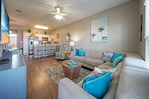Open layout makes it easy for your group to connect.
