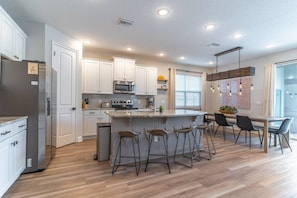 Fully Equipped Modern Kitchen