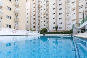 Holiday Home Swimming Pool
