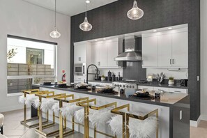 Spacious Dine-in Gourmet Kitchen