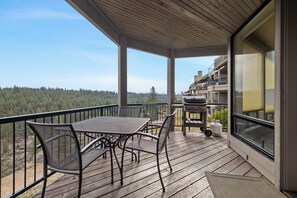 Enjoy the fresh air on the balcony with beautiful views