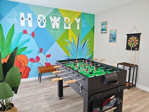 Spielezimmer