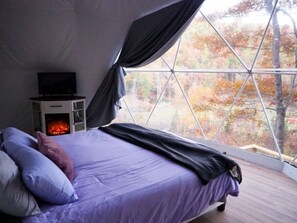 King size bed with a breathtaking view.