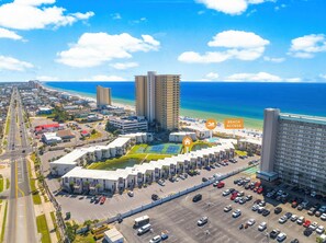 No streets to cross! No Highrise elevators to deal with! Short stroll to the Pool and BEACH! Book this hidden GEM today!