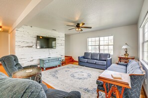Living Room | 2nd Floor | Full Sleeper Sofa | Smart TV