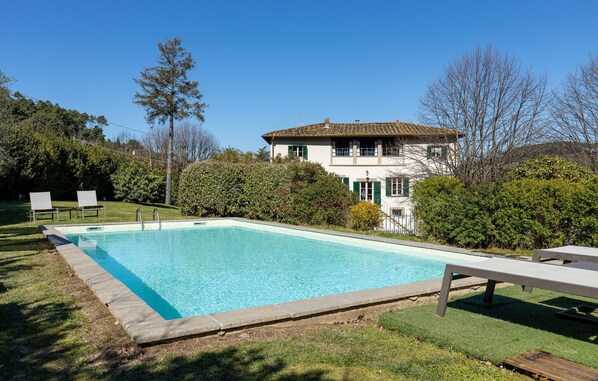 pool