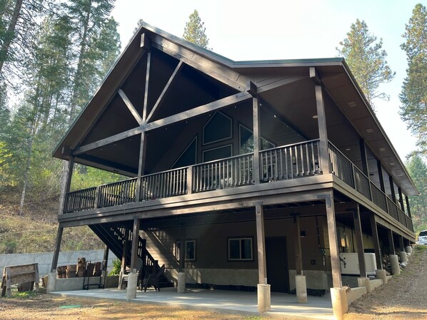 Super private luxury cabin.
