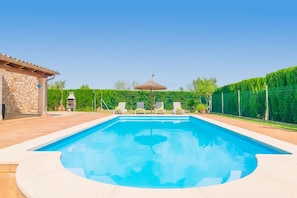 Holiday Home Swimming Pool