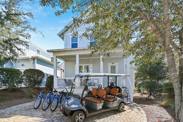 Bikes and Golf Cart Included!!