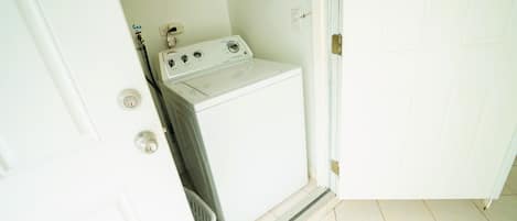 Wash room.