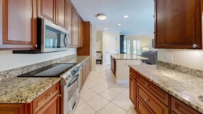 Fully Stocked Kitchen