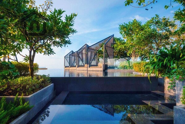 Rooftop pool