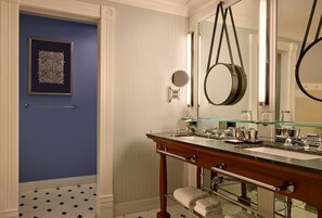Separate bath and shower