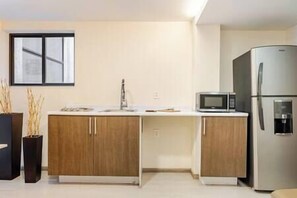 Kitchen (1)