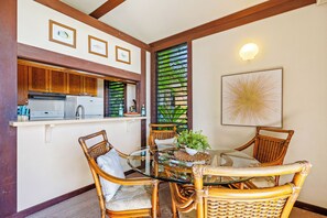 Dining Room (1)