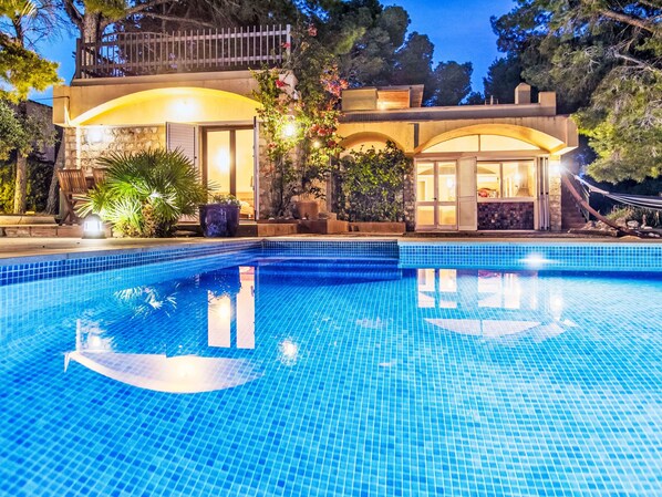 Pool Outdoor