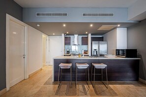 Perfect kitchen bar