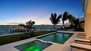 A view that will make you want to wake up to see the sunrise...
