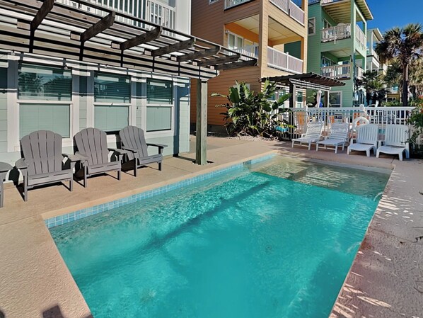 Private Pool Area