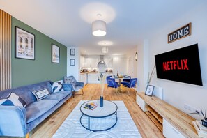The living room has a 55'' Smart TV with Sky and Netflix subscriptions provided