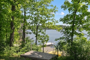 Path to the lake