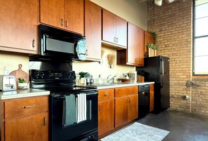 Lofts 304 kitchen