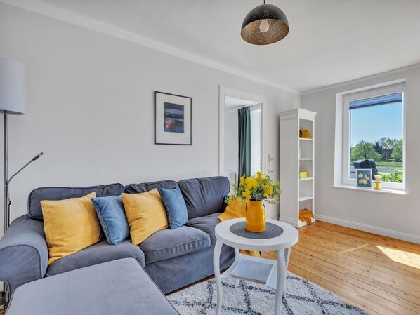 Interior Design, Furniture, Flooring, Floor, Couch, Wood, Ceiling, Room, Living Room, Apartment