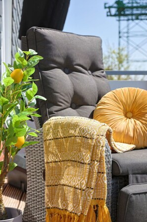 Furniture, Cushion, Flooring, Chair, Flowerpot, Floor, Throw Pillow, Outdoor Furniture, Living Room, Pillow