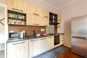 Living room (2)
