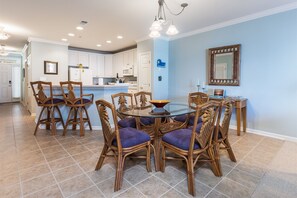 Sunset Island 2 Hidden Cove Way, Unit 2E Dining Area
