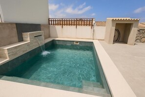 Pool Villa Serena