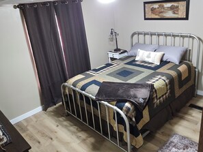 ALL linens freshly sanitized and laundered