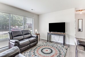 Living Room | Central A/C & Heating