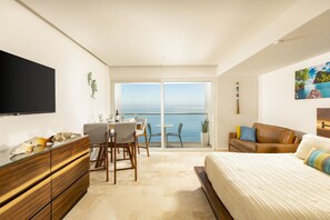 Beautiful decorated studio with amazing views