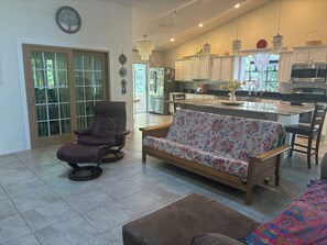 Spacious living room