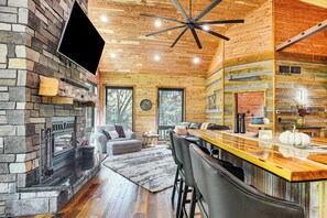 Living Room | Custom Woodwork & Furniture | Single-Story Cabin