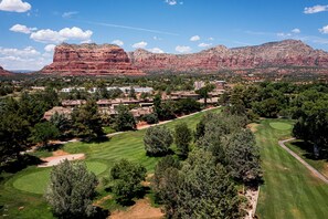 Located in in the Canyon Mesa Golf Community