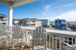 Level 4 Ocean View Porch