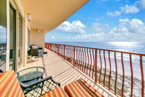 Hidden Dunes 801 balcony