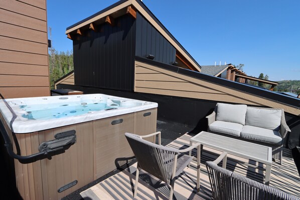 The hot tub is for exclusive use to the guests