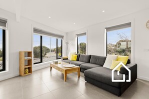 Fully self-contained contemporary apartment with spacious open plan living area