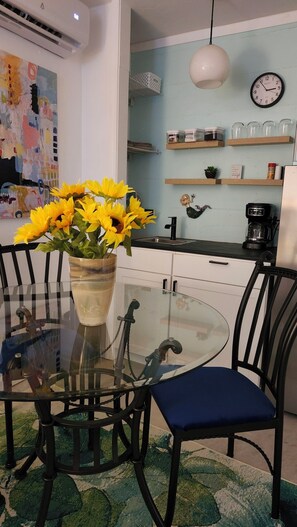 Kitchen/dining area