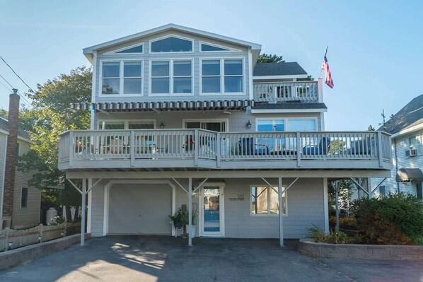 370 Ocean Ave-12