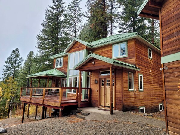 Welcome to Sunset Getaway!