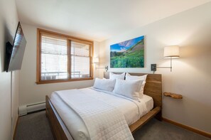 Indoors, Lamp, Home Decor, Bed, Furniture