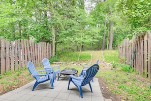 Backyard | Private Fire Pit | Trail Access