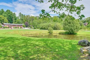 On-Site Pond | Self Check-In | 6 Mi to Downtown Catskill