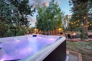 Private hot tub