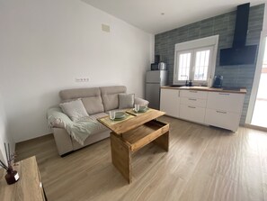 Kitchen or kitchenette,Living room